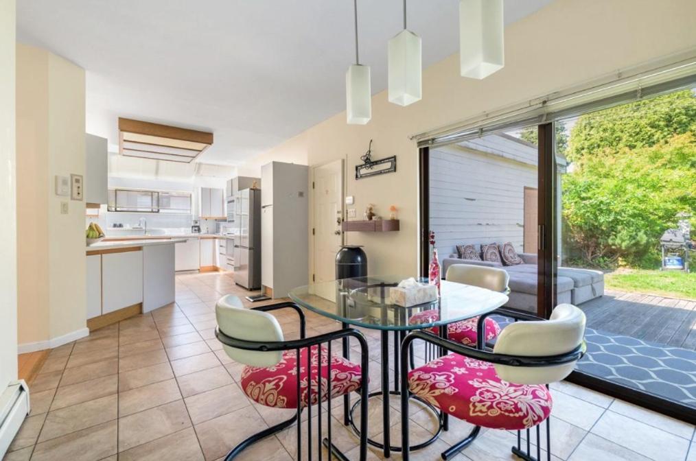 Stylish & Central Vancouver Retreat - Steps From Local Attractions! Apartment Екстериор снимка