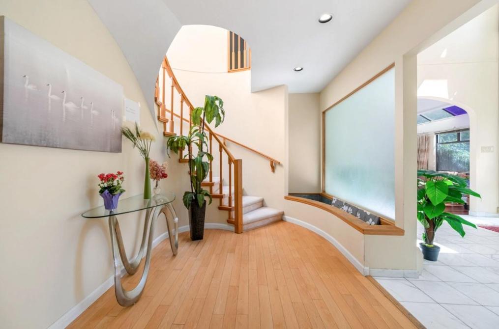 Stylish & Central Vancouver Retreat - Steps From Local Attractions! Apartment Екстериор снимка