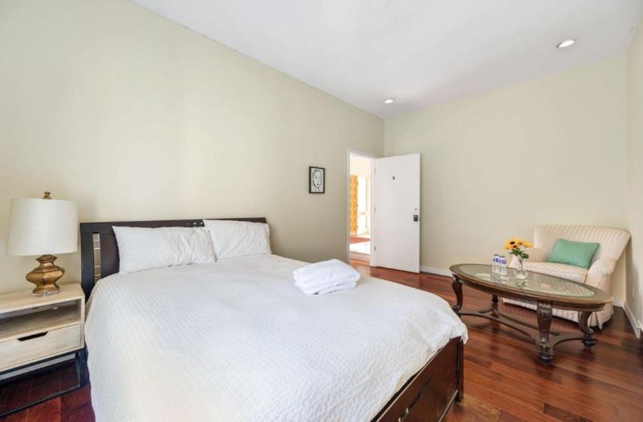 Stylish & Central Vancouver Retreat - Steps From Local Attractions! Apartment Екстериор снимка